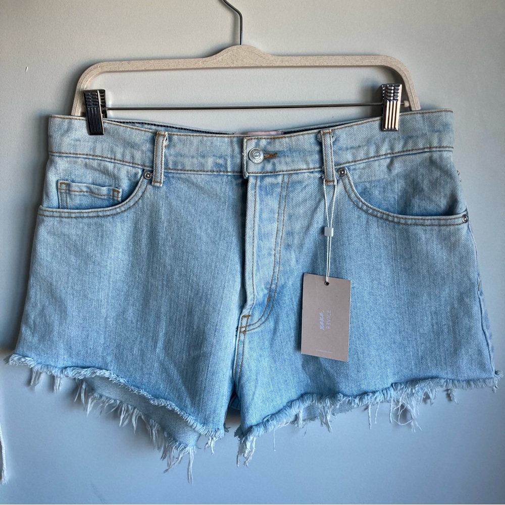 REVICE Blue Jean Shorts Distressed Cut-Off Hem